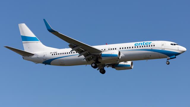 SP-ENQ:Boeing 737-800: